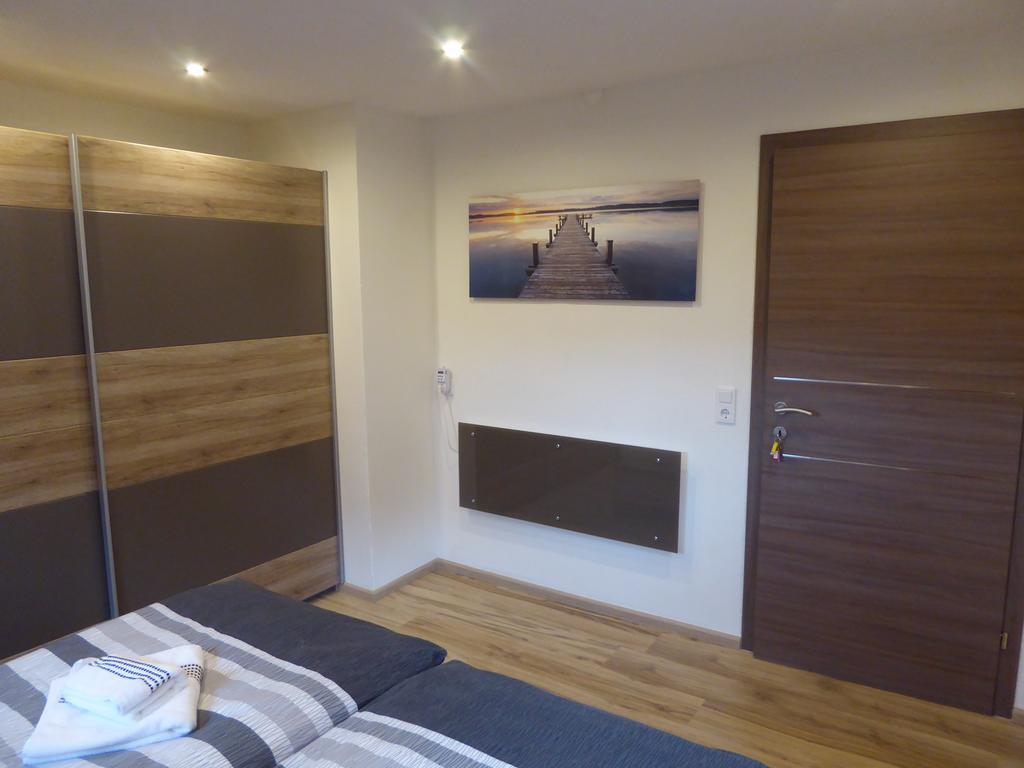 Ferienwohnung Kasbacher บรุค อันแดร์ โกรสส์กลอคเนอร์ชตราสเซอ ภายนอก รูปภาพ