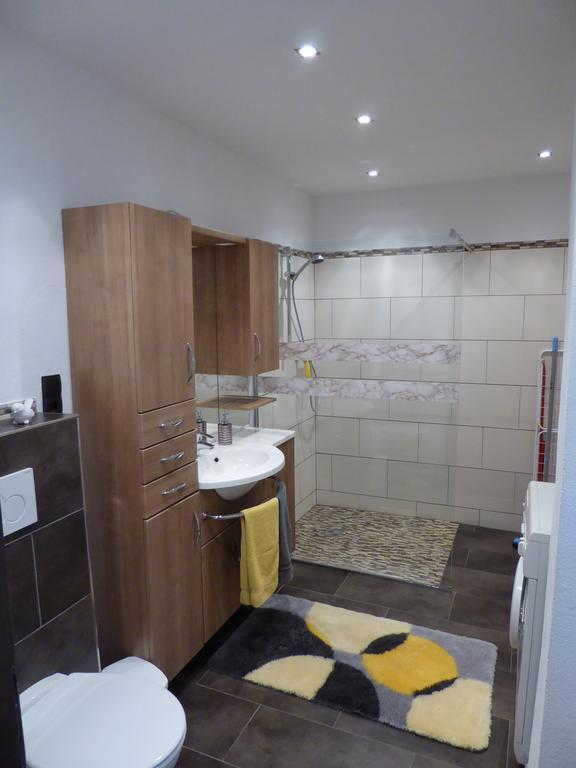 Ferienwohnung Kasbacher บรุค อันแดร์ โกรสส์กลอคเนอร์ชตราสเซอ ภายนอก รูปภาพ