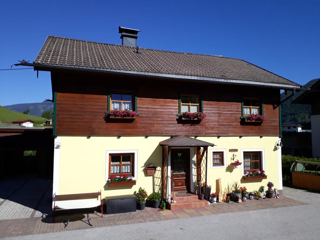 Ferienwohnung Kasbacher บรุค อันแดร์ โกรสส์กลอคเนอร์ชตราสเซอ ภายนอก รูปภาพ