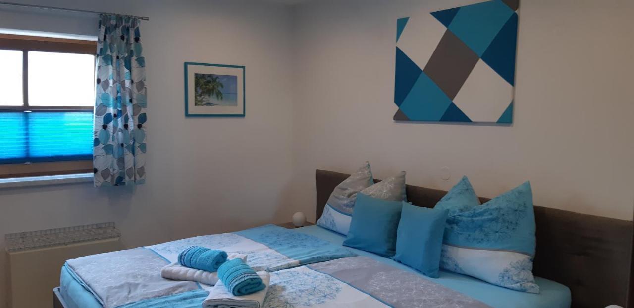 Ferienwohnung Kasbacher บรุค อันแดร์ โกรสส์กลอคเนอร์ชตราสเซอ ภายนอก รูปภาพ